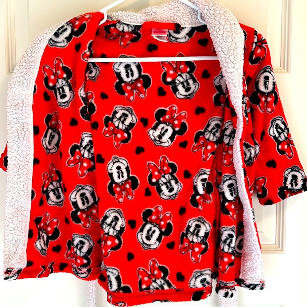 Red Minnie Mouse 2T/3T Robe - Picture 4 of 4